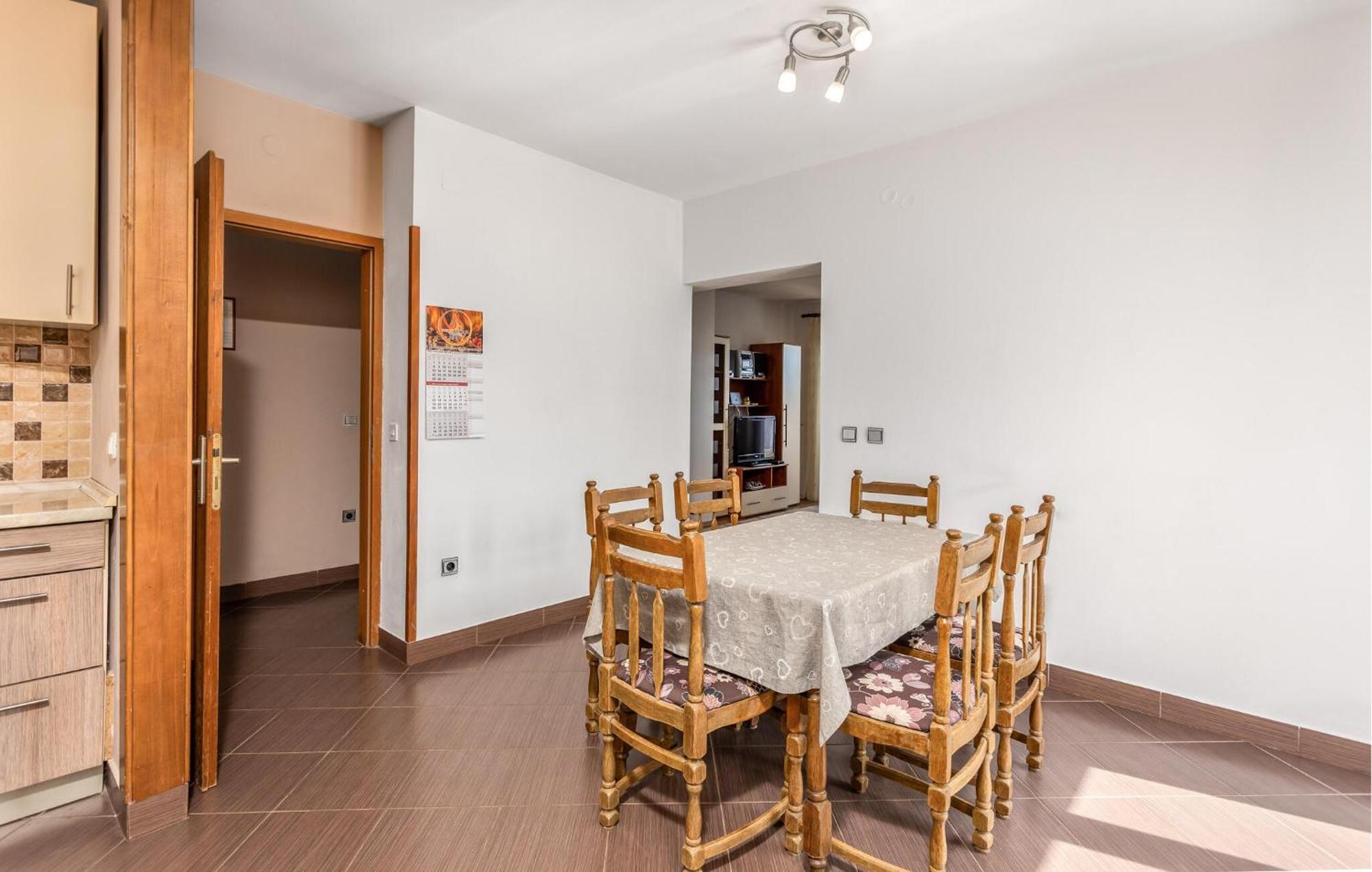 Lovely Apartment In Brsec With House Sea View Zewnętrze zdjęcie