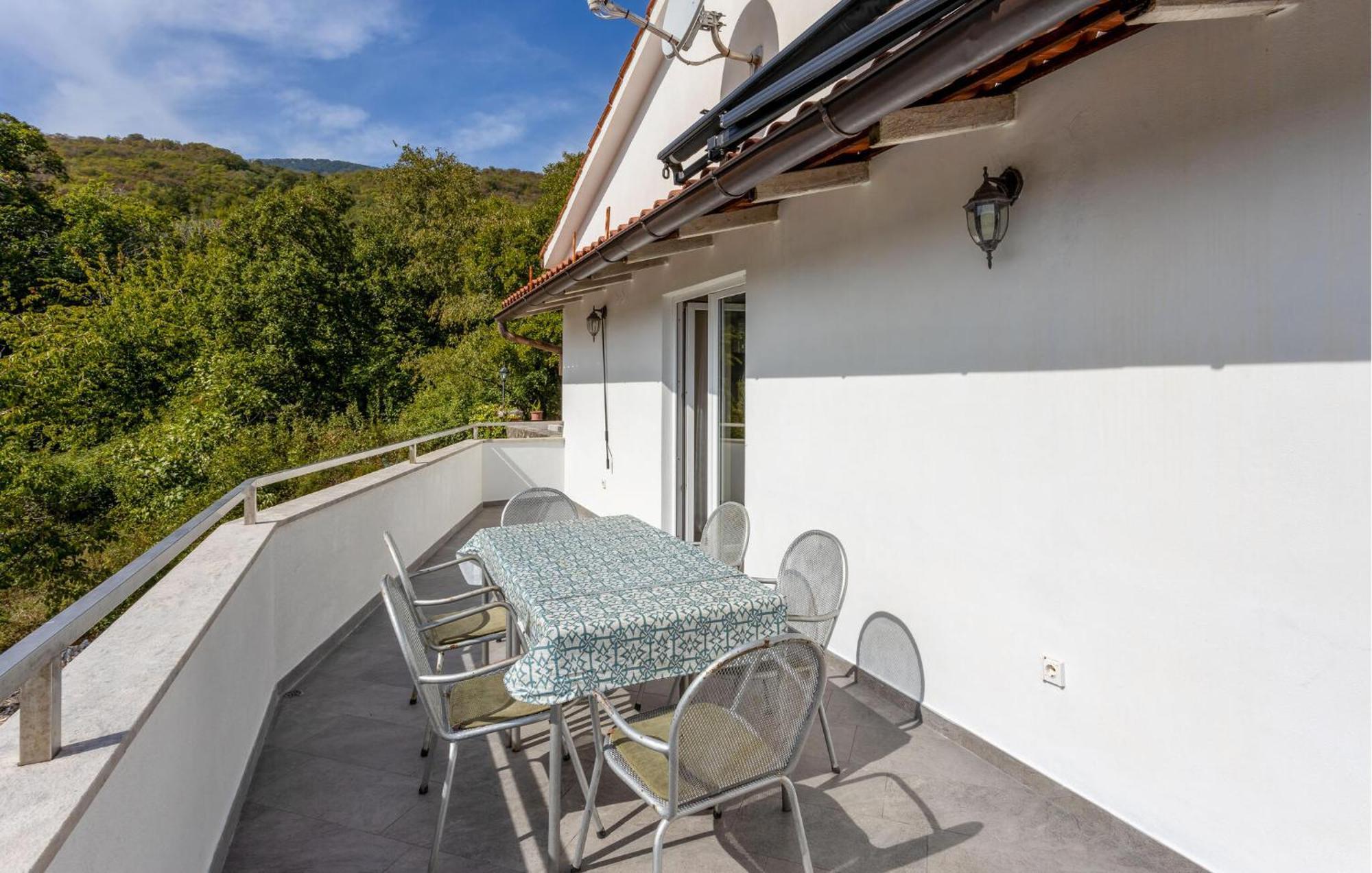 Lovely Apartment In Brsec With House Sea View Zewnętrze zdjęcie