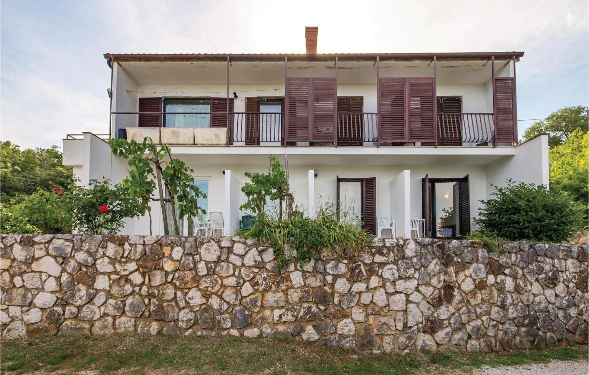 Lovely Apartment In Brsec With House Sea View Zewnętrze zdjęcie